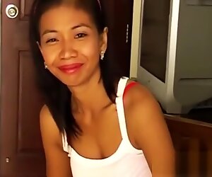 Cute Thai Girl Fucked in Hotel Room